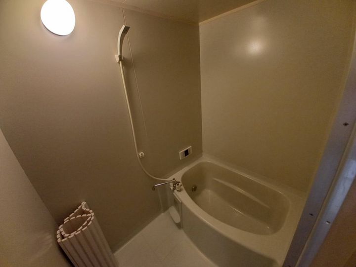 クレール香呂A102の風呂