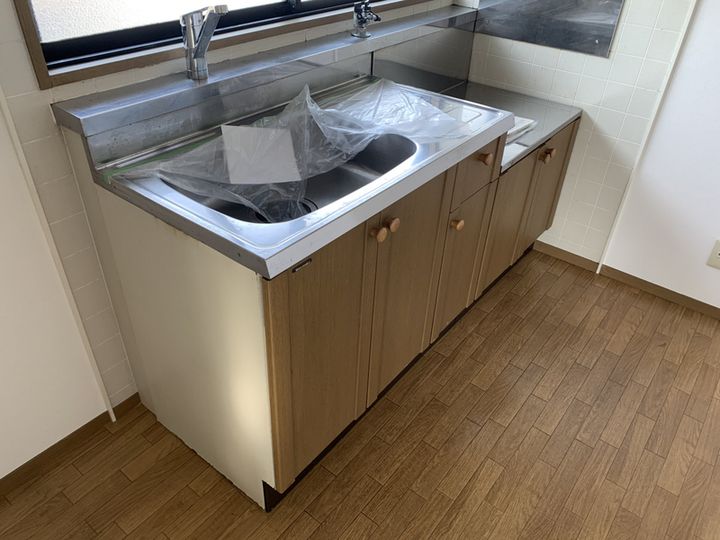 ウィンディーヒルズB棟101のキッチン