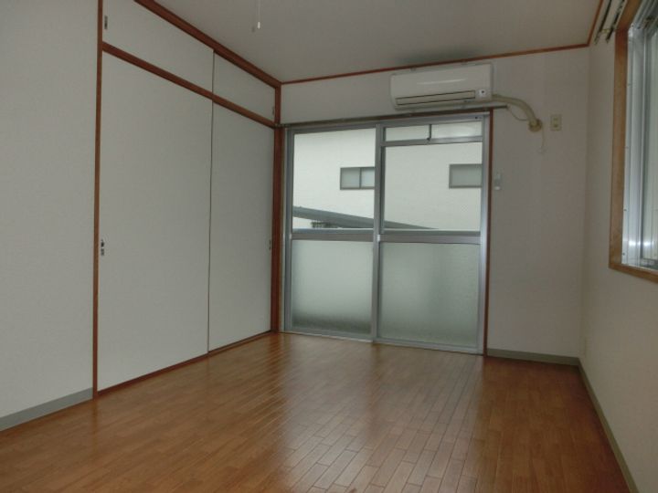 メゾンジュネス107の内装