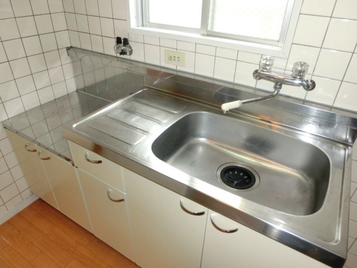 メゾンジュネス107のキッチン