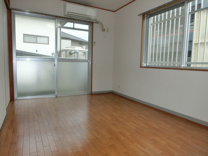 メゾンジュネス107の内装