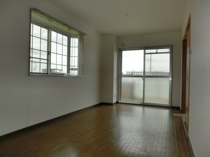 スタットニューヘン英賀保の居間