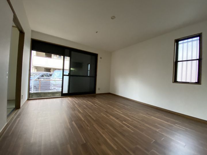 サンフレッチェM A棟101の居間