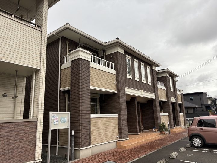 ヌーベル・ヴァンBの外観