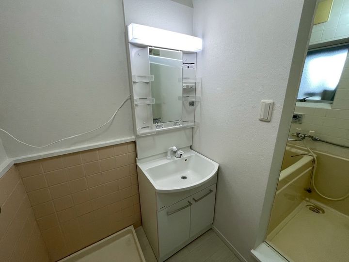鳩岡ビル402の内装