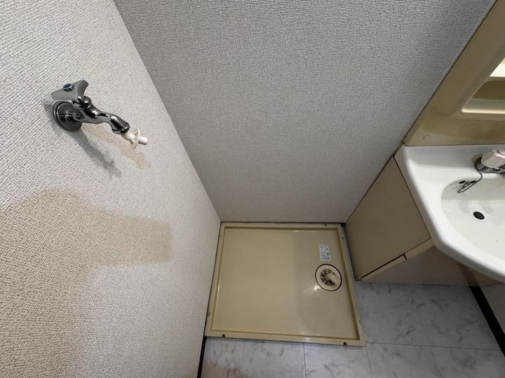 クラトンeyの内装