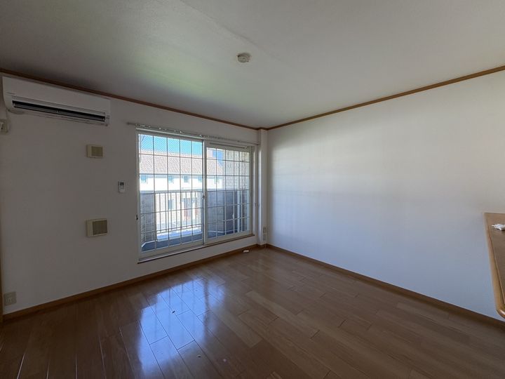 エーデルの外観