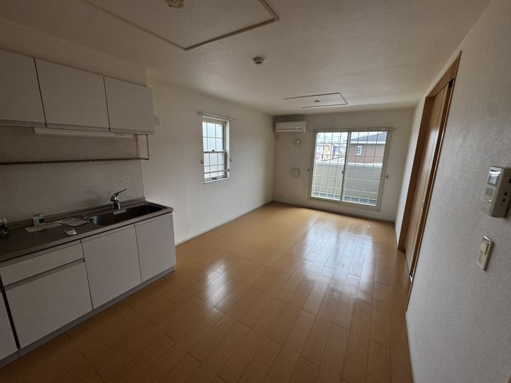 ネオ・エスト オーブAの居間