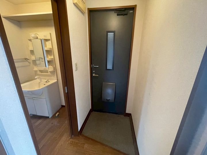 シャーメゾン さくら坂F202の玄関
