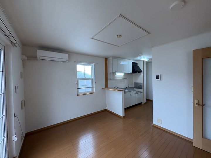 マン ウンド フラウ Bの内装