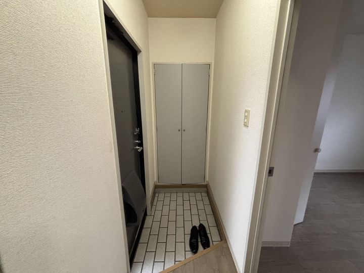 ディアス千尋の玄関