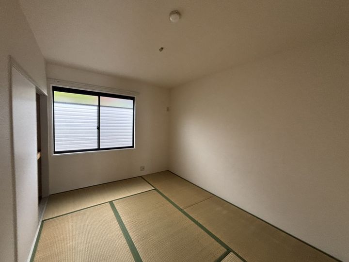 ディアス千尋の内装