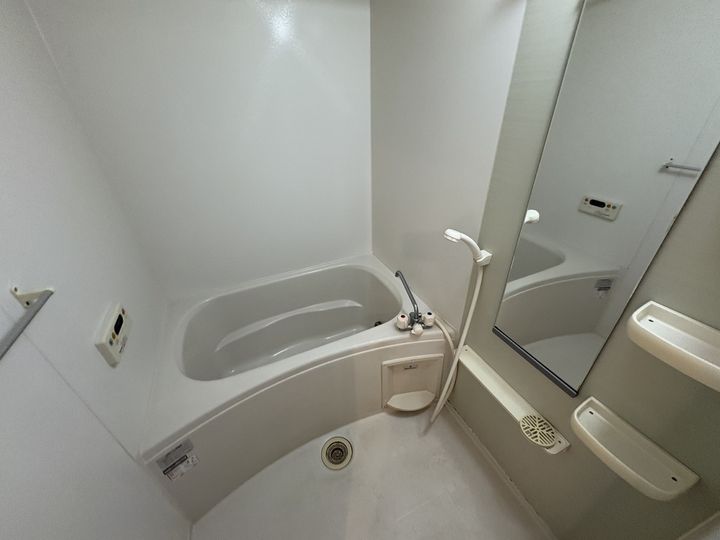 トリノ フルートAの風呂