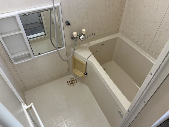 フレグランス別所の風呂