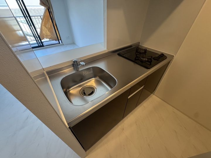 レジデンスh忍町のキッチン