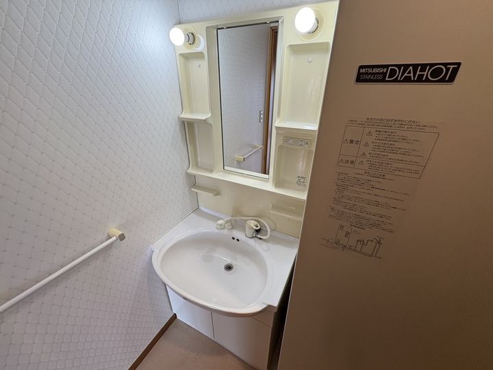 シャトー三和南車崎の内装