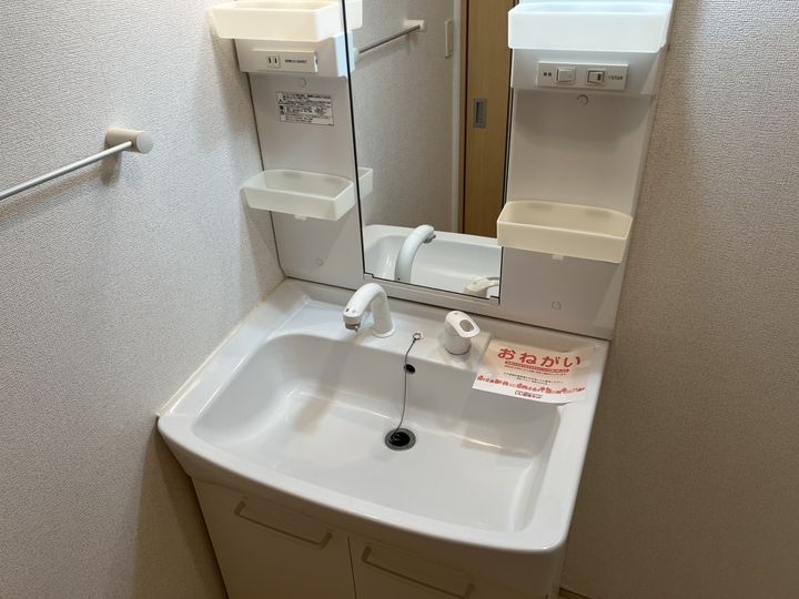 ホワイトローズの内装