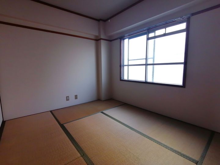 船場スカイハイツの内装