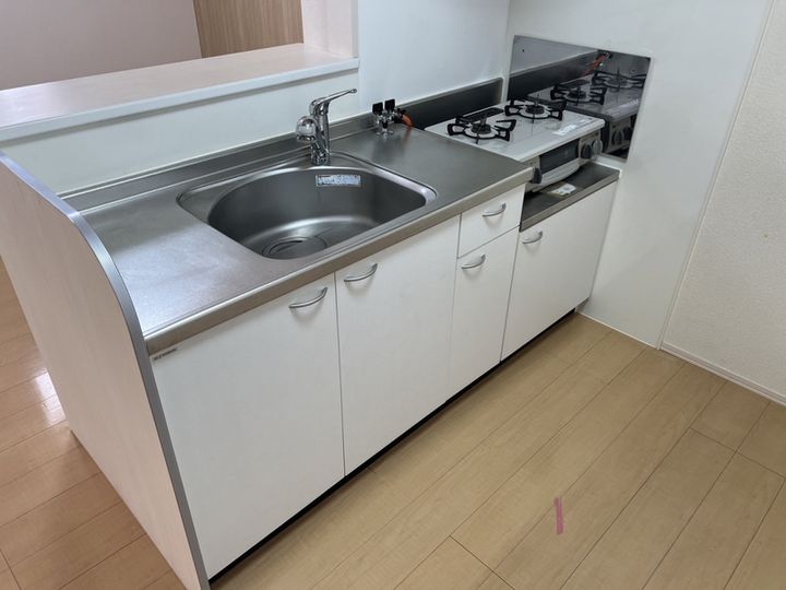 グランモア航A棟のキッチン