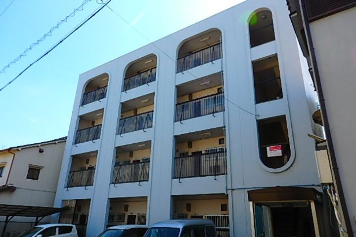 網干コーポ102の外観