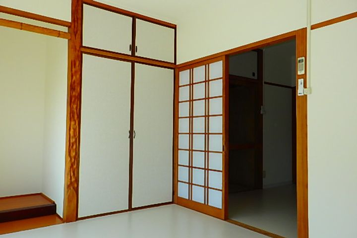 網干コーポ102の寝室