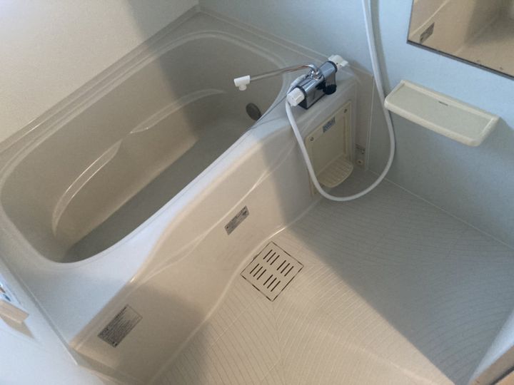 エクラタンCの風呂