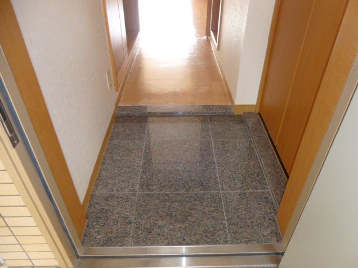 リッチ・キャッスルⅠの玄関