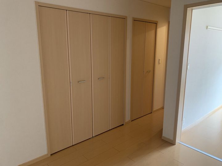 プレアデスBの居間