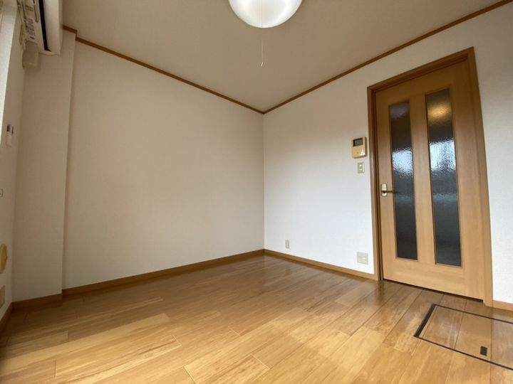 モンテメール203の居間