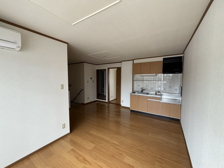 フレンドリー大野の居間