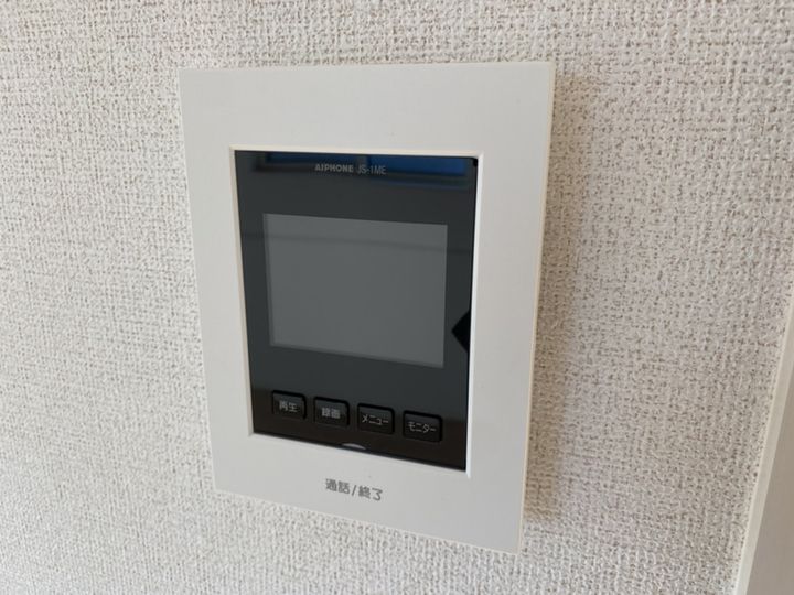 クレア・ルースのその他画像