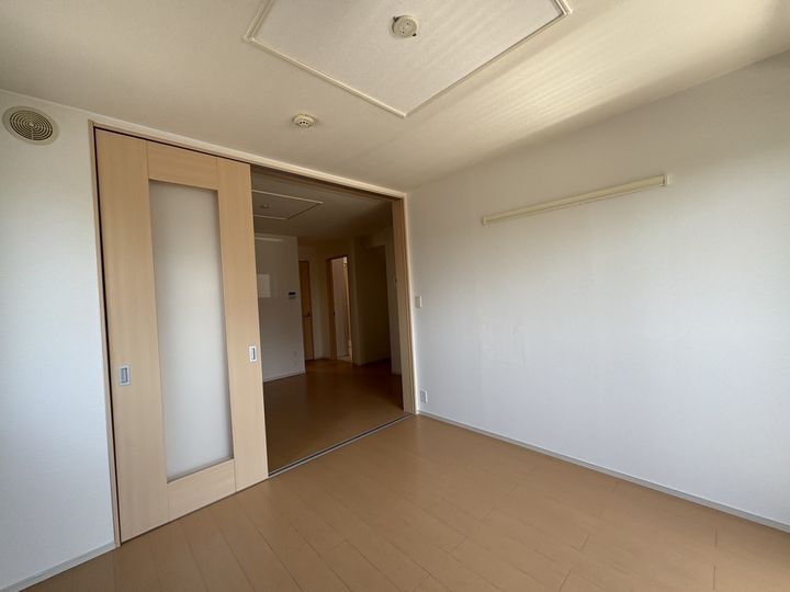 ジュネス エレガンシアの居間