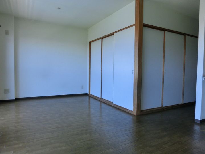 スタットニューヘン英賀保205の内装