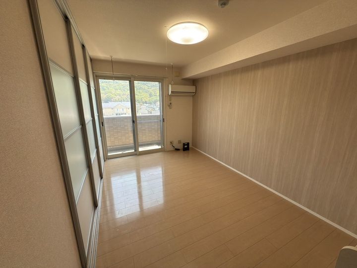 セジュール東阿保 B棟の居間