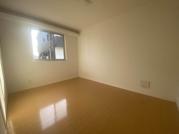 グレープアイズの内装