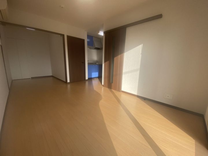 メゾン文の居間