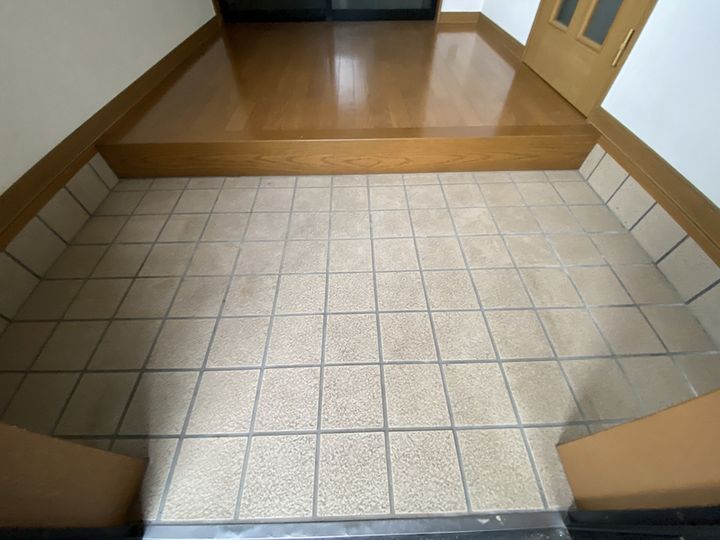 兵庫県姫路市西庄(一戸建)の賃貸物件1の玄関