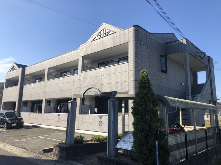 ウエストヒルズ103の外観