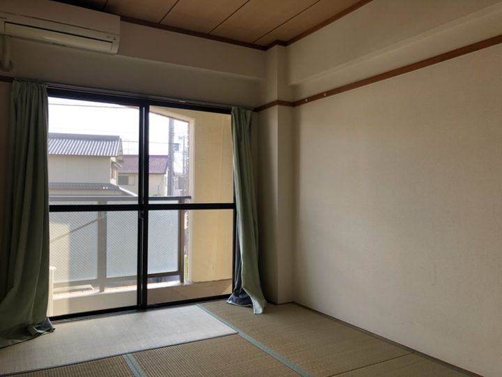 三木グリーンハイツ205の寝室