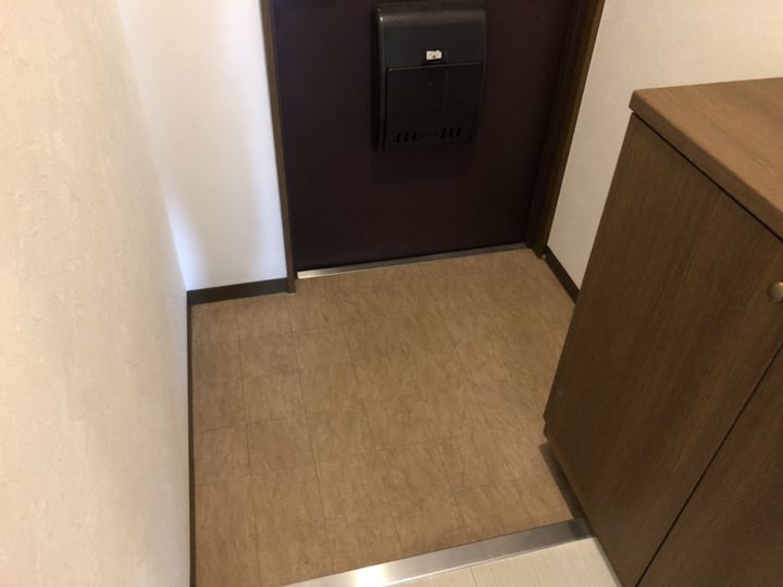 AMA TAKASAGO305の玄関