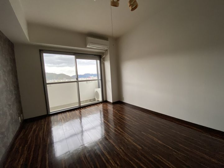 グリーンハイツ梅ヶ谷の居間