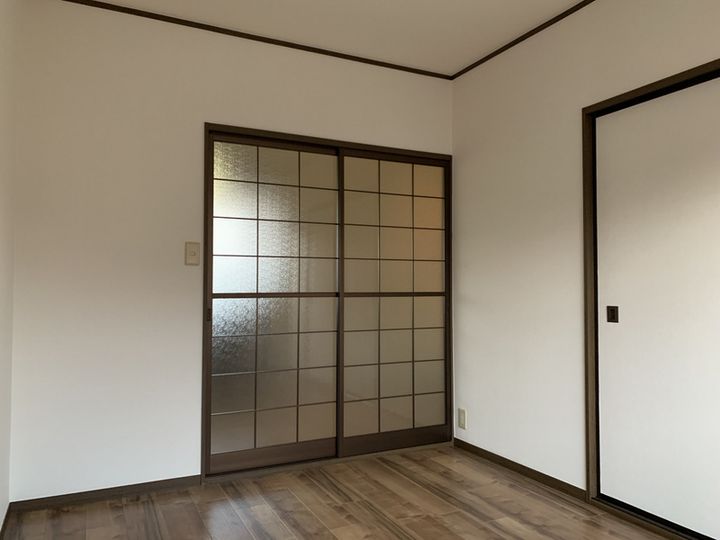 アーバンコート竜野 B棟202の寝室