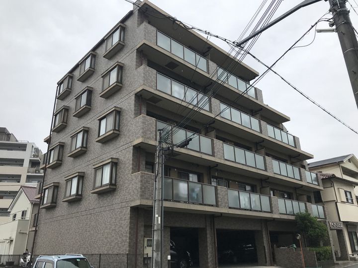 ベアーズ土山の外観