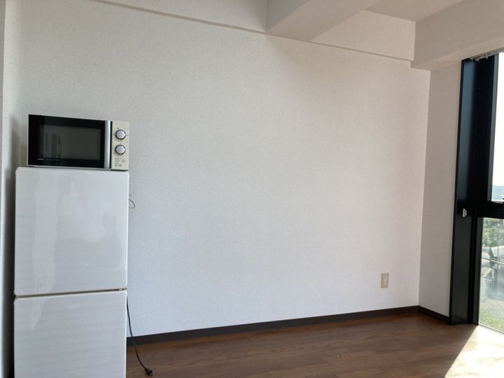 パールメゾン新在家303の居間