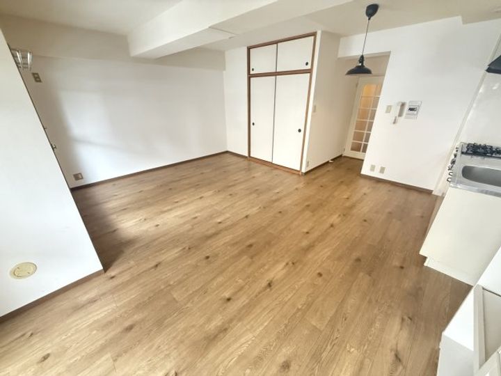 朝日プラザ新神戸の内装