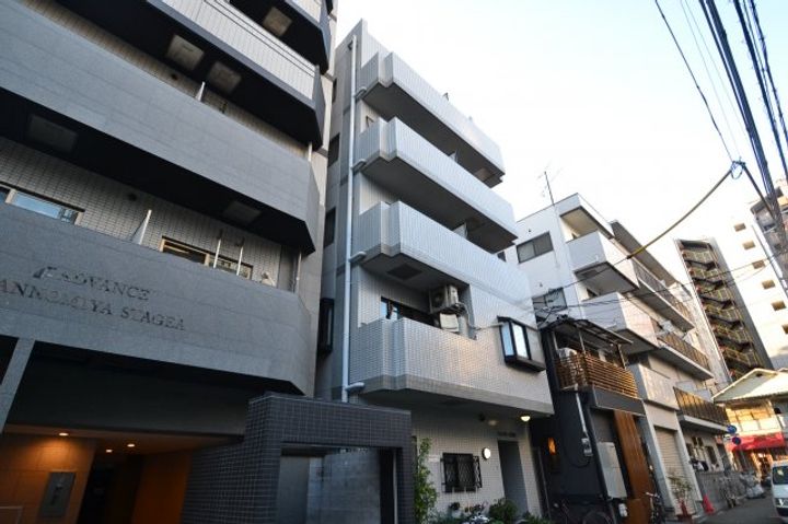 テレ・アビーテ神戸の外観