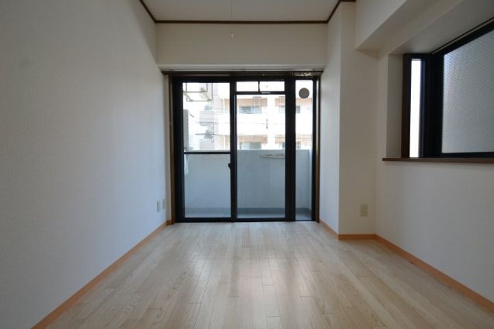 テレ・アビーテ神戸の内装