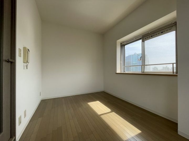 ワコーレハーバーCITY元町の居間