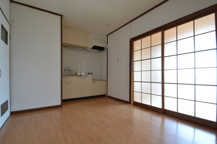 薬師グリーンハイツの居間