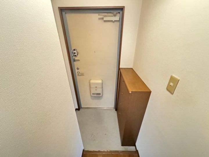 メゾンHAMの玄関